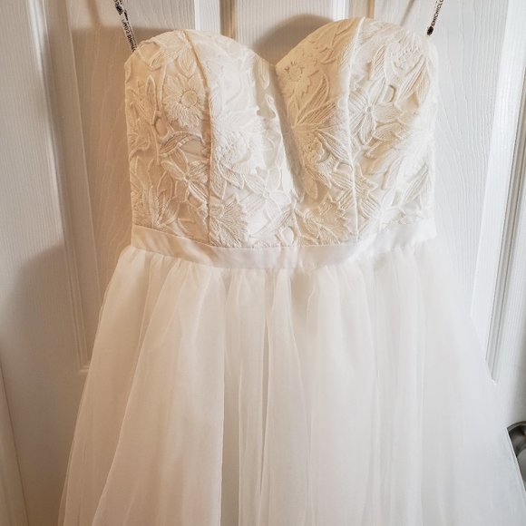 NWT Chi Chi London Modcloth Bridal Dress - Picture 3 of 9